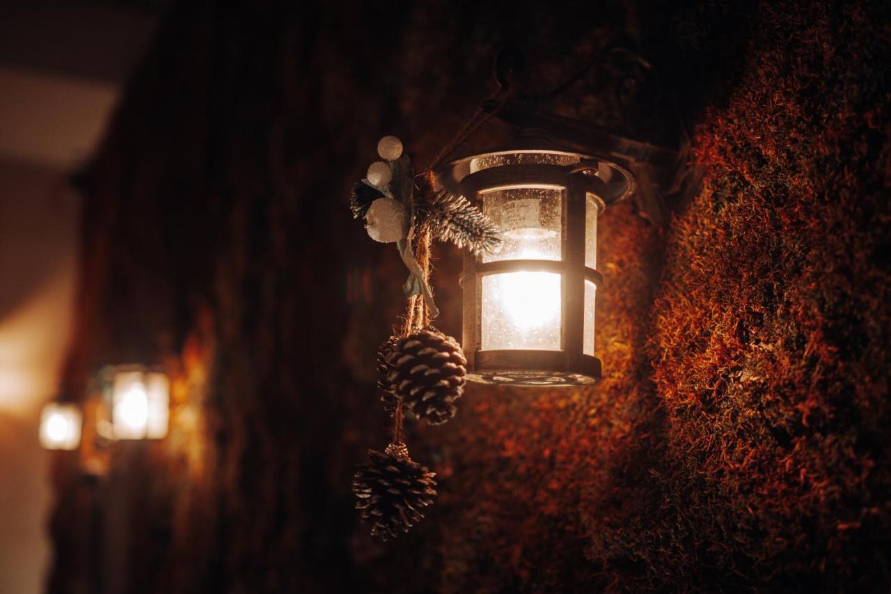 Tree Hotel Korce Exterior photo