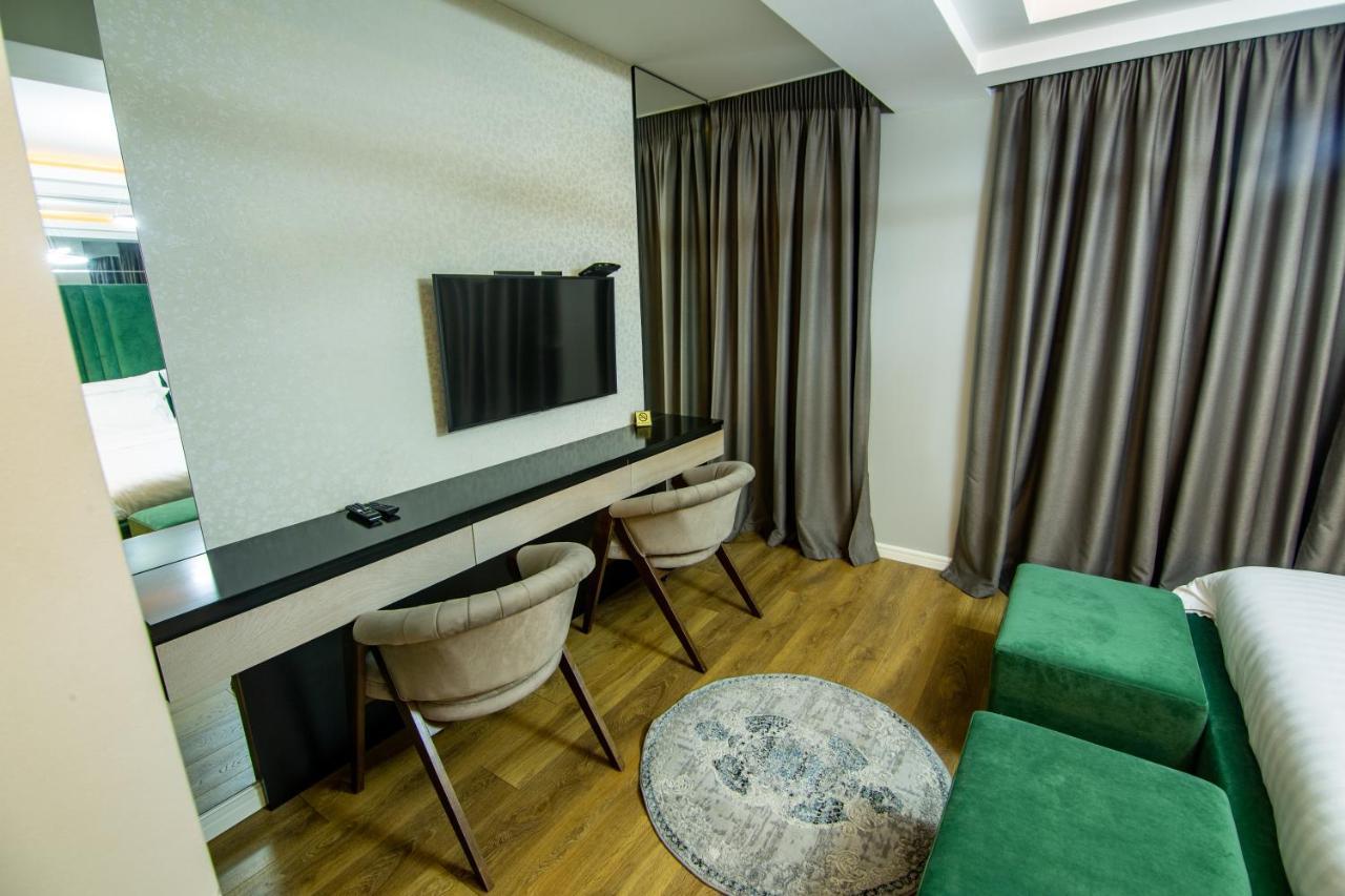 Tree Hotel Korce Exterior photo
